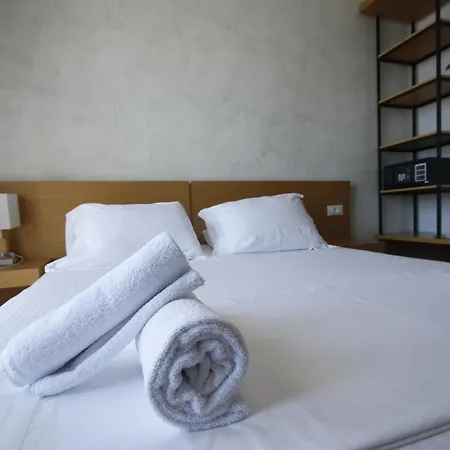 Hotell Arxontiko Himare