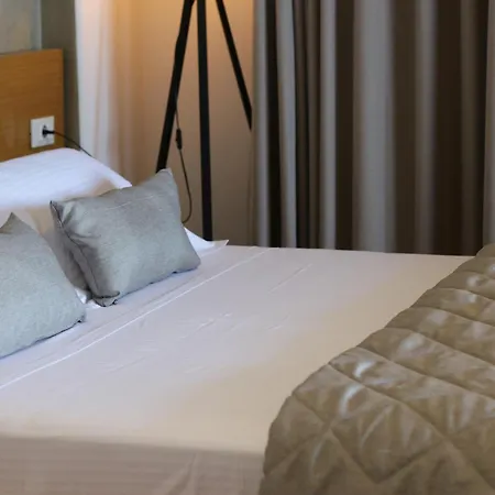 Arxontiko Hotell Himare